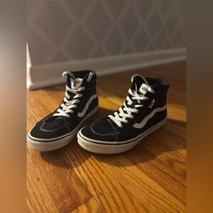 Vans Classic Black and White High-Tops (youth 7, women's 8.5) Great Condition!